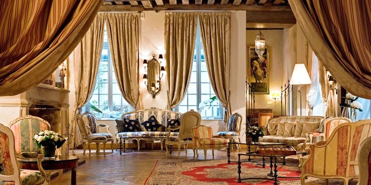 Hotel d'Aubusson, Pariisi Hotel d'Aubusson – ylellinen 1600-luvun kartano Seine-joen lähellä Pariisissa