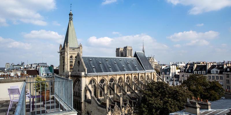 Hotel Parc Saint Severin, Pariisi Hotel Parc Saint Severin – neljän tähden hotelli Latinalaiskorttelissa, näkymillä Pariisin ylle